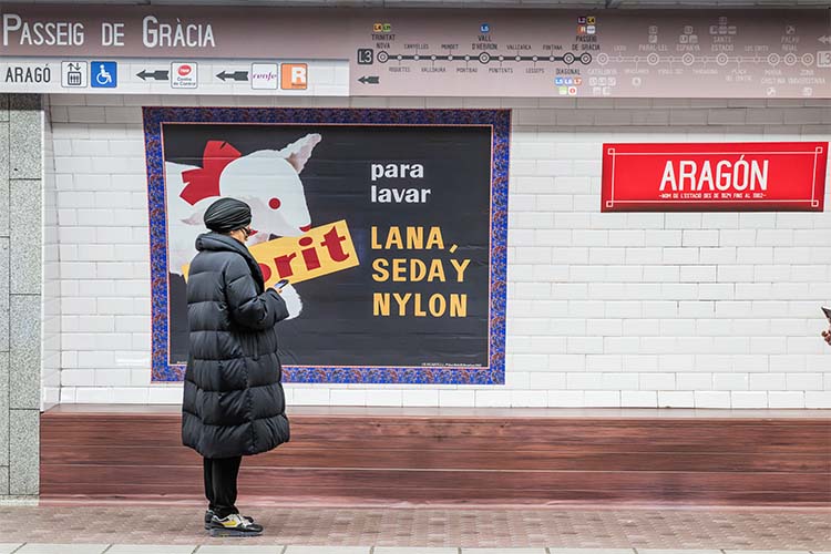 Reclams publicitaris del passat a les estacions